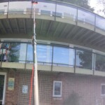 washing glass balustrades